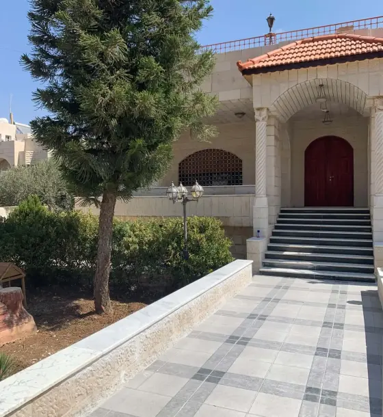 Yearly rent: 476 m² stone villa with 4 bedrooms near Al Zahraa Park, Al Hay Al Sharqy