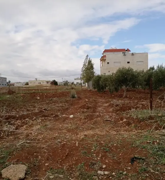714 m² Residential B plot in Al Sareeh near Petra Street, east frontage