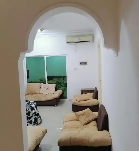 Furnished 3-bedroom apartment for monthly rent near Al Hadith Hospital, Al Sakaneyeh 3