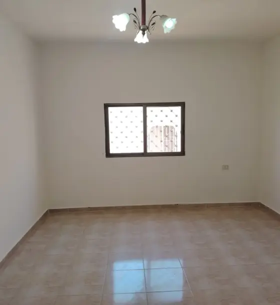 First-floor 130 m² apartment for rent in Madaba, west of Al Farouq Bakeries