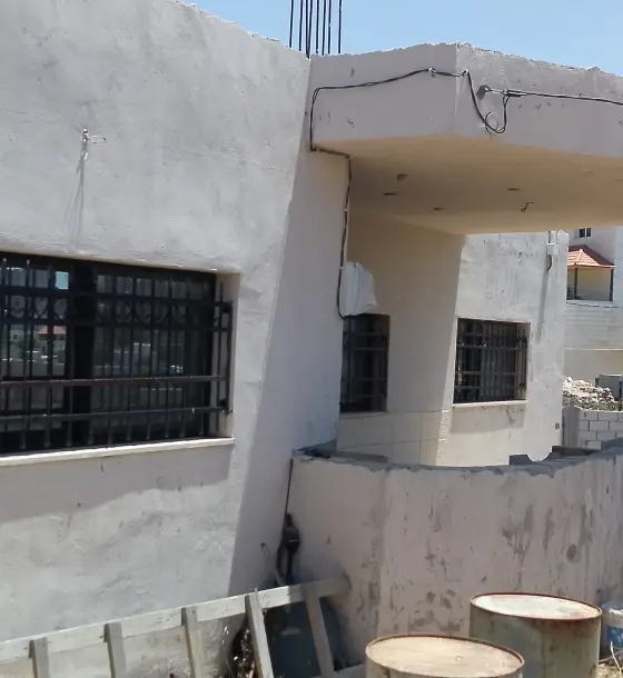Detached 110 m² two-bedroom ground-floor home with its own title deed for sale in I'bbeen, Ajloun