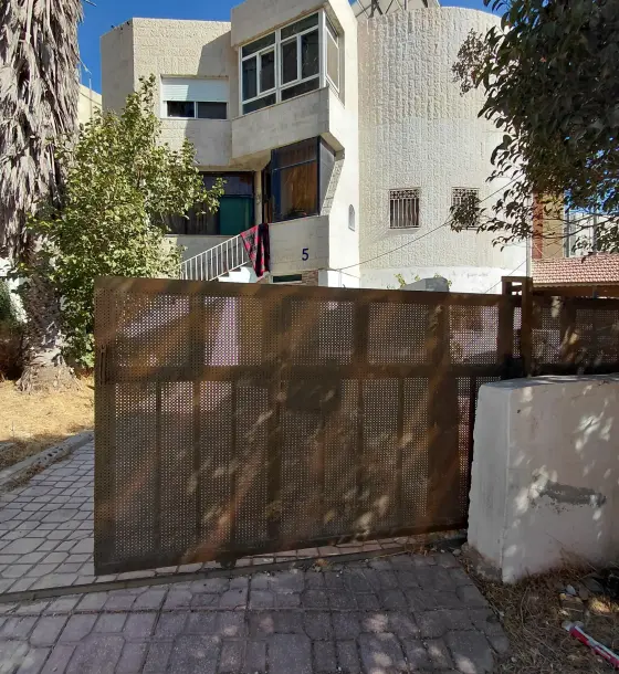Furnished 3-room ground-floor apartment for students for rent in Al-Marj, Karak