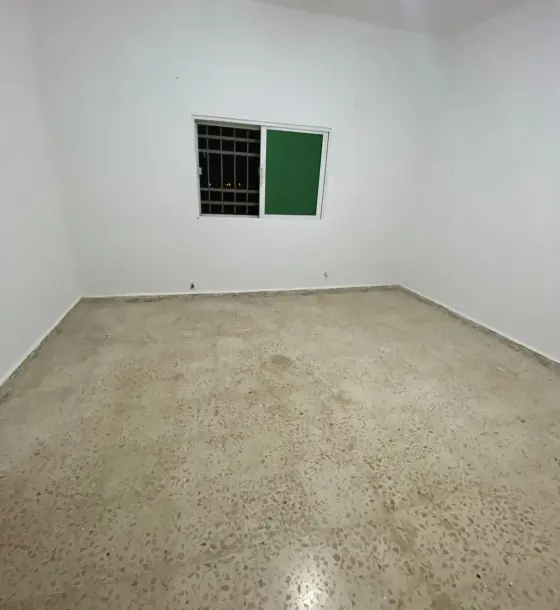 Quiet 2-bedroom ground-floor apartment for rent at Muthallath Al-Ghuwair, Karak