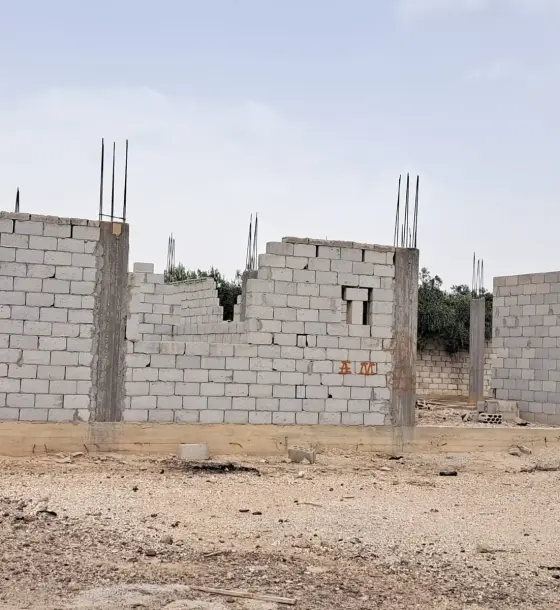 1,617 m² plot with a 231 m² skeleton house for sale in Sath Ma'an