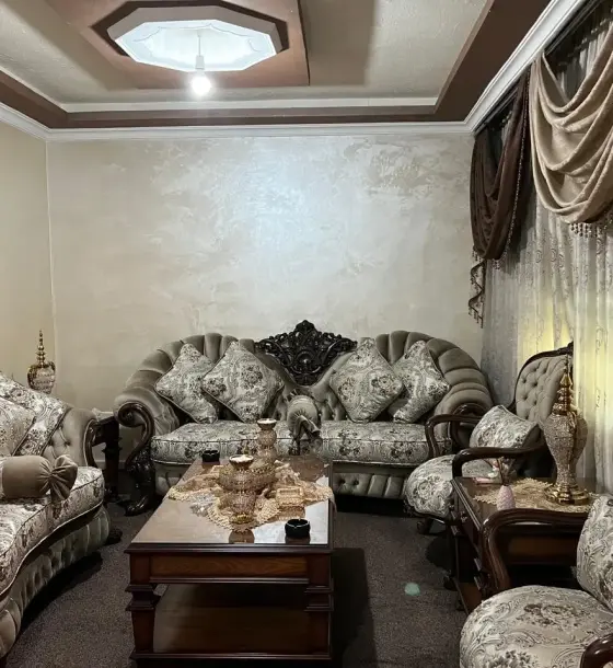 Freshly painted ground-floor apartment with own entrance and garage in Marka Al Janoubiya