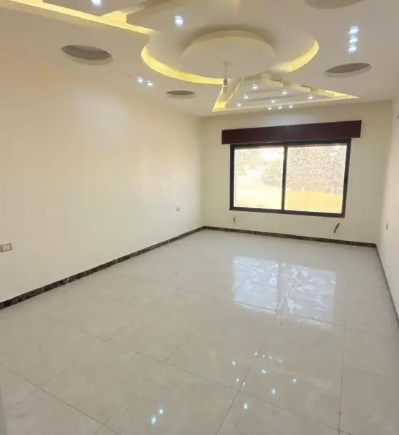 شقة جديدة لم تُسكن 150 م² طابق أول للبيع في الكوم الغربي قرب شارع ياجوز