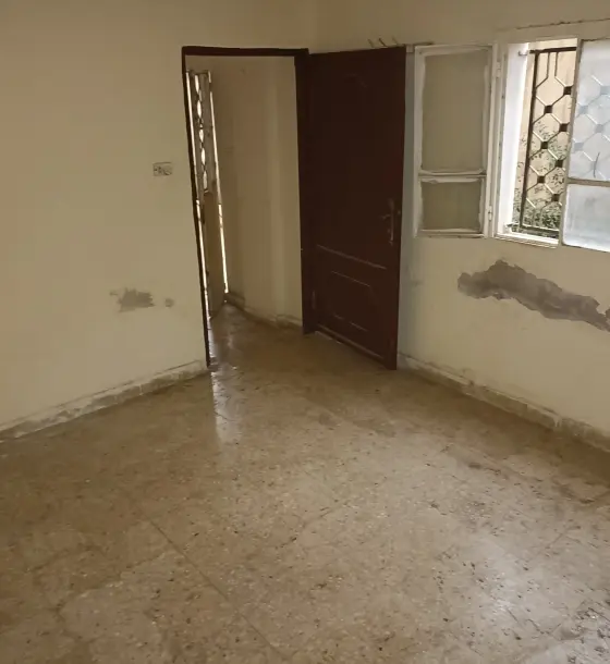 11,000 JOD lower-floor home in Jabal Al Taj with 1 bedroom and a large private yard