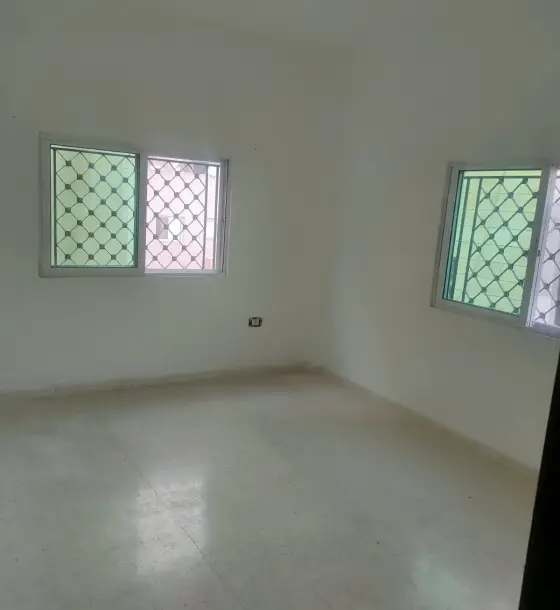 Marka, Al Hizam road near Coca-Cola: first-floor flat, 2 bedrooms and guest room