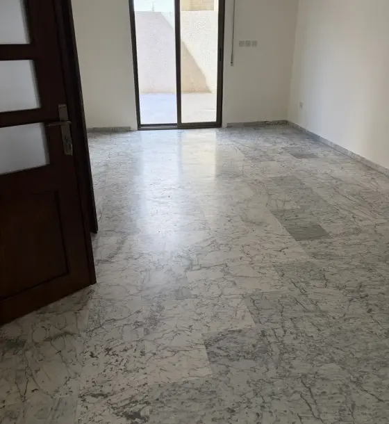 Bright 190 m² 3-bedroom apartment with its own water well for rent in Al Sahl