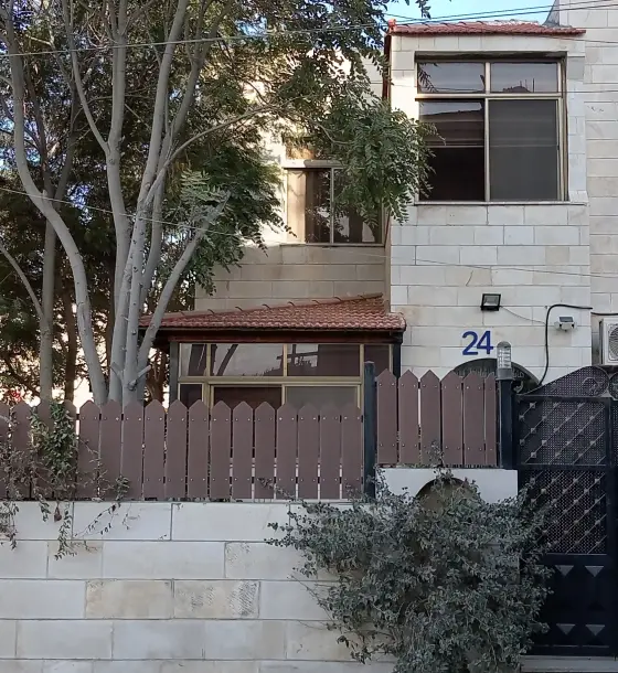 Two-storey Ma'an-stone duplex villa with garden for sale in Safoot
