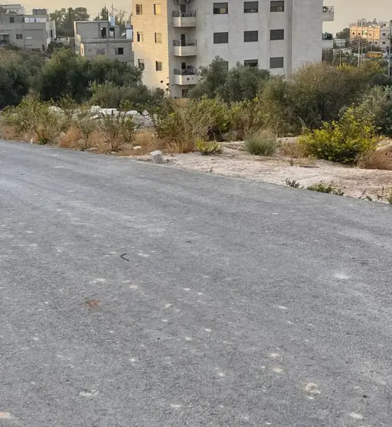 Safoot villa area on the Al Jubayha edge: 825 m² plot for sale