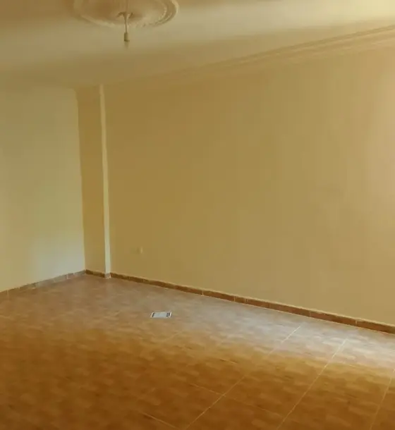 120 m² first-floor apartment for sale on Al Husn Street, University district, Irbid