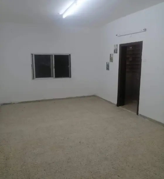 Rent includes electricity: 120 m² first-floor flat on the Huwwarah road, Irbid