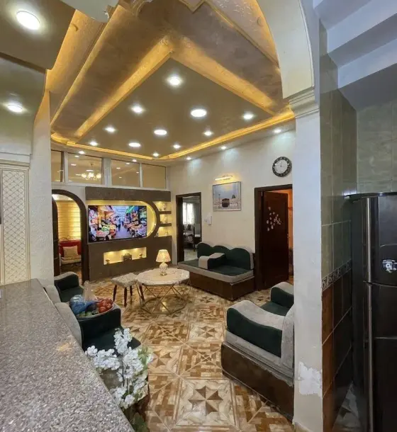 Al-Qadisyeh, Rusaifeh house: 4 rooms, big yard, roof ready to build on