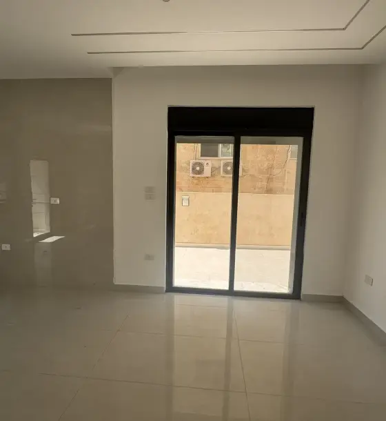 Never lived in: new 145 m² semi-ground flat in Dahyet Al Yasmeen