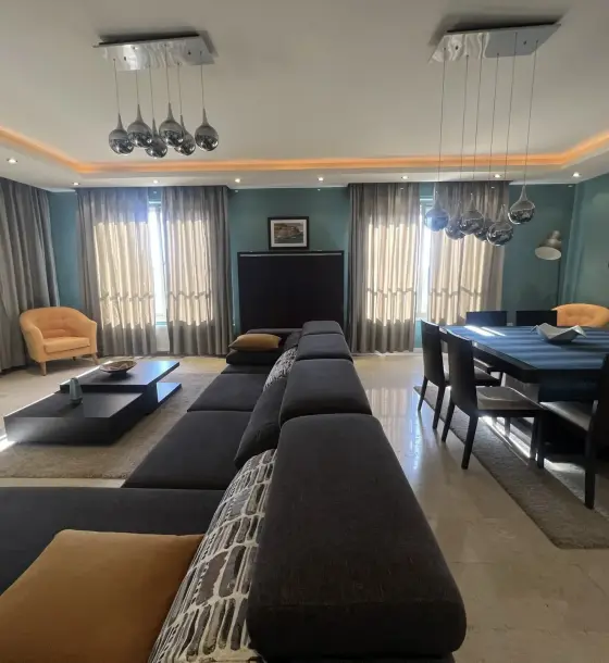 Al Jandaweel 3-bedroom flat of 185 m² in excellent condition, for sale