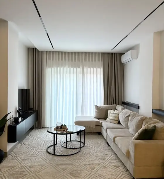 Cash sale: top-floor 127 m² flat with two terraces in Al Kursi