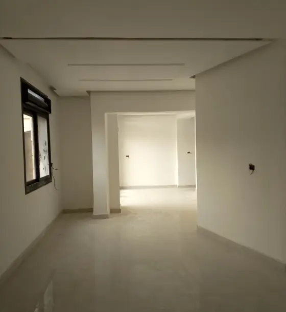 Hay Al Irsal, Swaileh: new 230 m² apartment with city views, on instalments