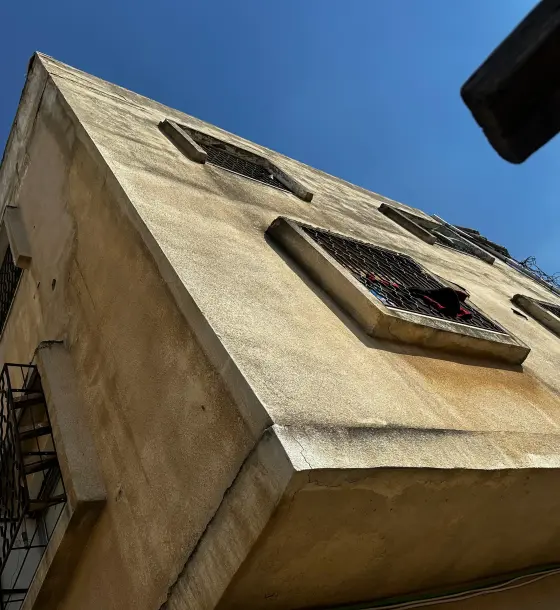 Let at 2,000 JOD a year: Swaileh investment flat, 122 m² on the deed