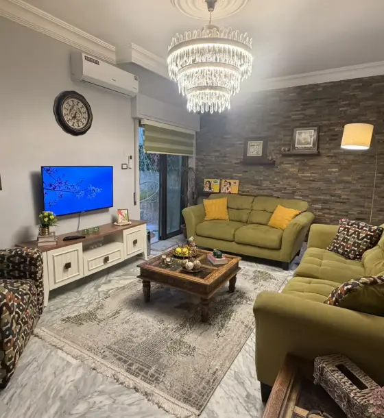 شقة مفروشة بالكامل 3 غرف نوم للبيع في أرقى مناطق ضاحية الرشيد