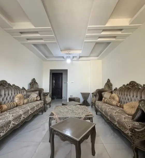 للبيع في أبو نصير شقة جديدة لم تُسكن 141 م² بإطلالة مفتوحة