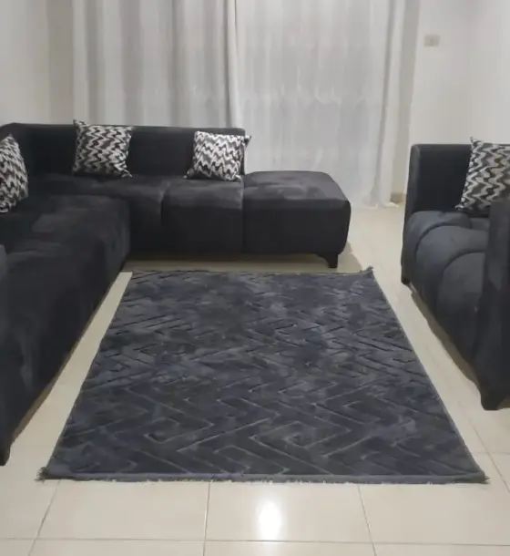 Near Petra University in Al Bnayyat: 3-bedroom flat with brand-new furniture