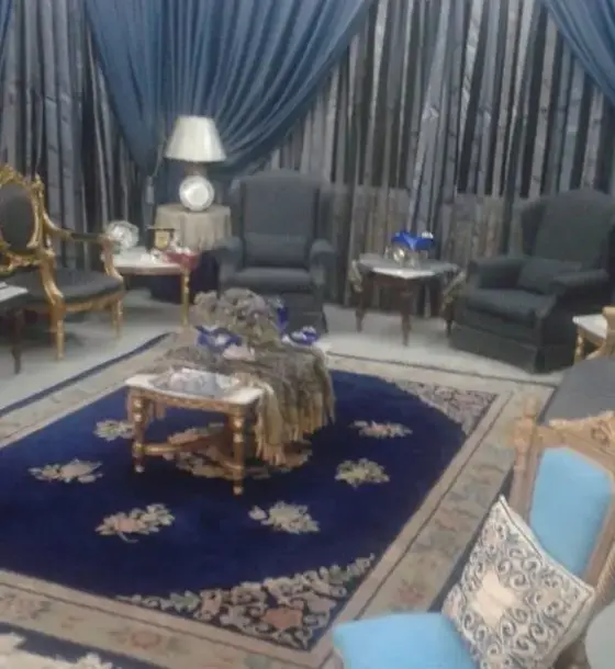 Covered pool, 6 bedrooms, three floors: villa behind the University Hospital, Dahiet Al Rasheed