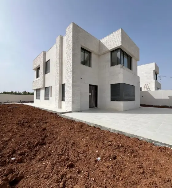 Naour villa project: 450 m² under construction on a 700 m² plot