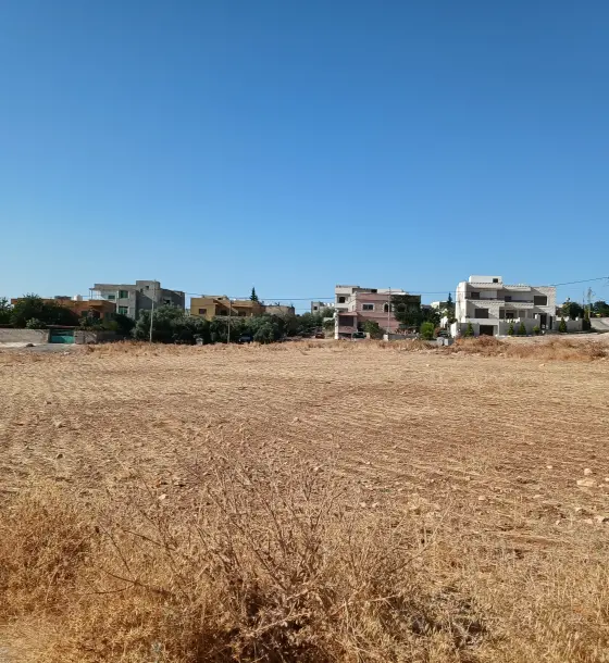 حسبان: أرض سكن أ 900 م² بكوشان مستقل ضمن مشروع من 6 قطع