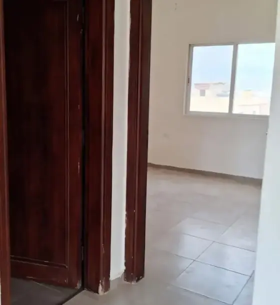 120 m² second-floor apartment for sale near the Dubai station roundabout, Al Barha, Irbid