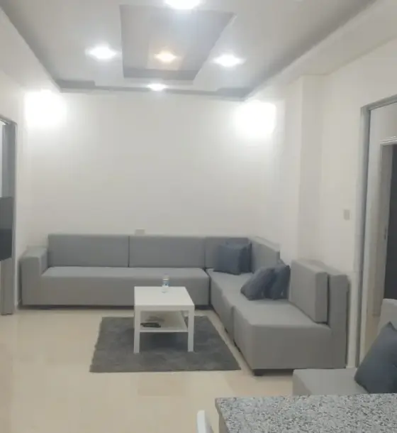 Al Rahebat Al Wardiah, Irbid: furnished 120 m² top-floor flat with lift for rent