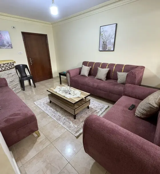 Near New Amman Complex, Irbid: furnished two-bedroom flat for rent from the owner