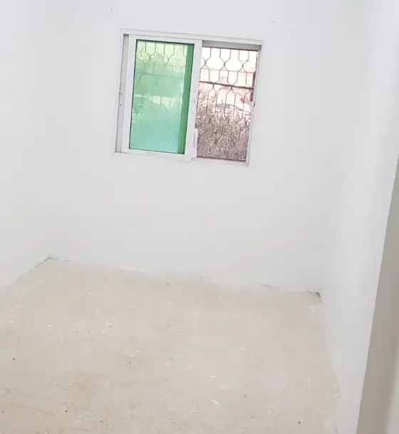 For a small family in Aydoun, Irbid: 2-bed flat in a detached house