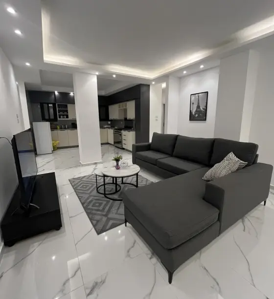 Al Hay Al Sharqy, Irbid: new furnished 4-bedroom flat with private entrance for rent