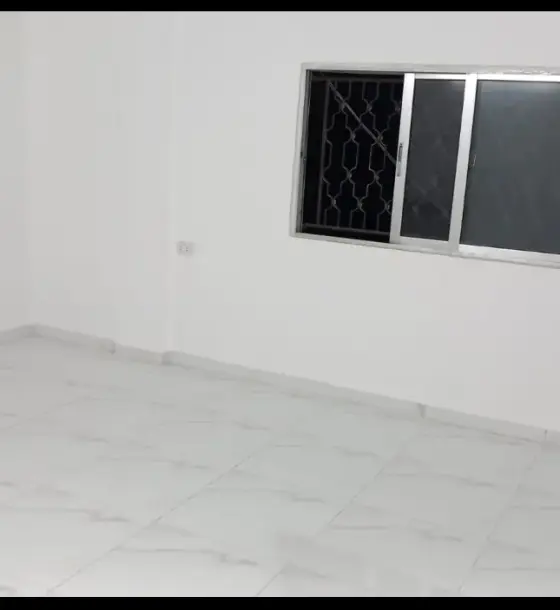 Past Khamis roundabout in Al Zawahra, Zarqa: newly finished 1-bedroom flat for rent