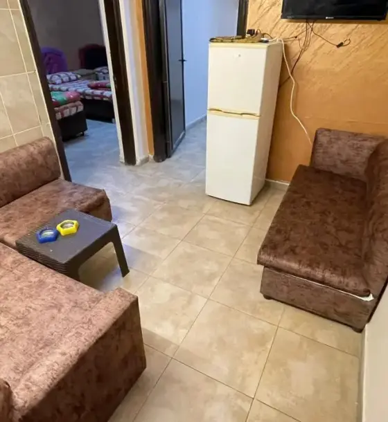 Daily rent in downtown Aqaba: furnished two-bedroom apartment