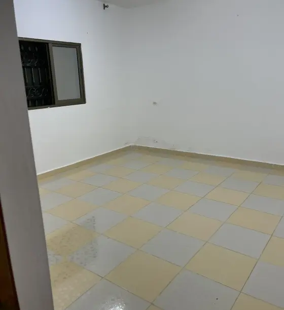 Near the health centre in Jerash: three-room ground-floor flat for monthly rent