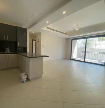 Unfurnished Apartment For Rent In 4th Circle #3218