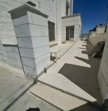 Unfurnished apartment to Rent #2698