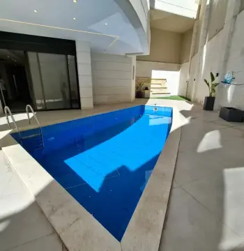 Unfurnished apartment for sale #2464