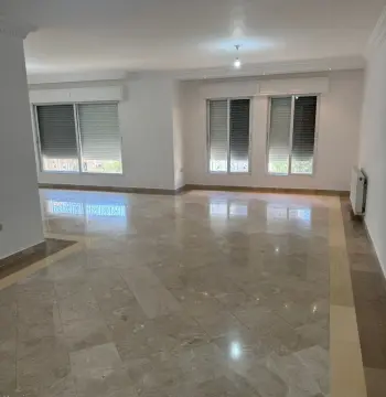 Unfurnished apartment for rent in Dahyet Al Ameer Rashed #2202