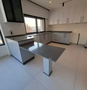 Unfurnished apartment to Rent #1912