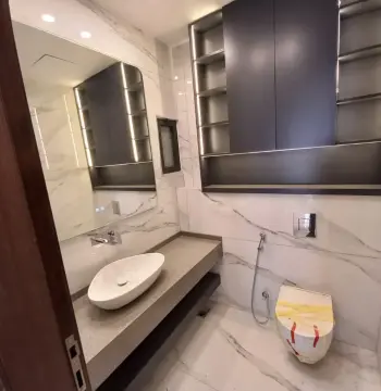 ِFour Bedrooms Apartment for Sale in Deir Ghbar #1700