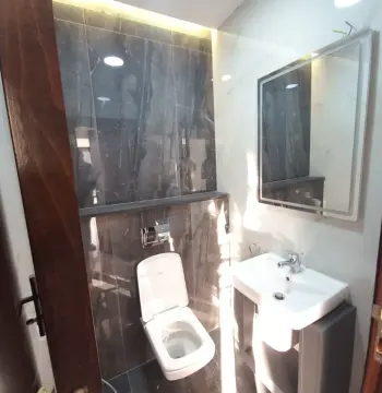 Unfurnished Three Bedrooms Apartment for Sale in Um Uthaina #1590