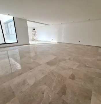 Semi-furnished Apartment to Rent #1522