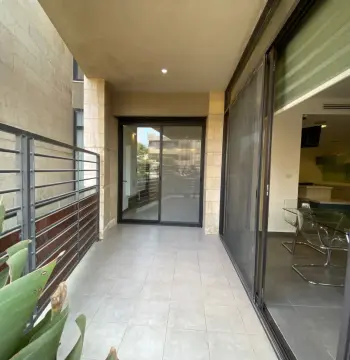semi furnished apartment for rent in 4th Circle #1272