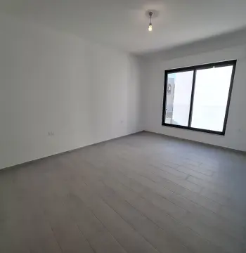 Unfurnished apartment to Rent #4368