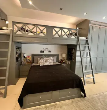 Stunning 4 bedrooms apartment in Abdoun #706