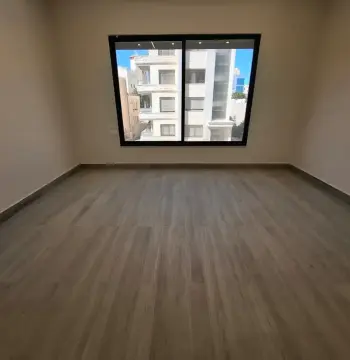 Unfurnished apartment to Rent #660