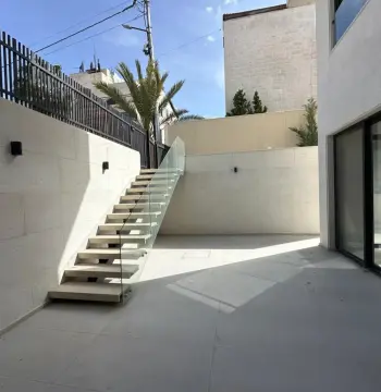 Semi-furnished apartment for rent in Abdoun #410
